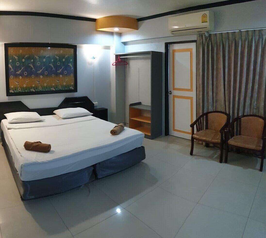 Home Pattaya Hotel Exterior foto