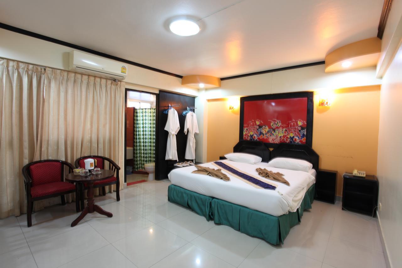 Home Pattaya Hotel Exterior foto